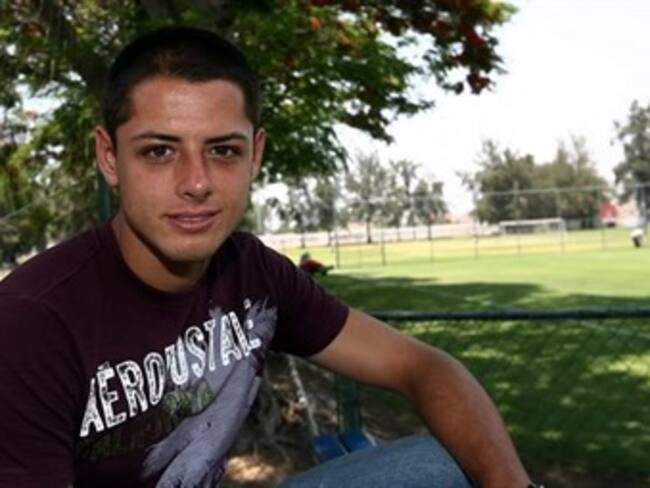 Anota 'Chicharito' en triunfo del Man U frente al Chelsea