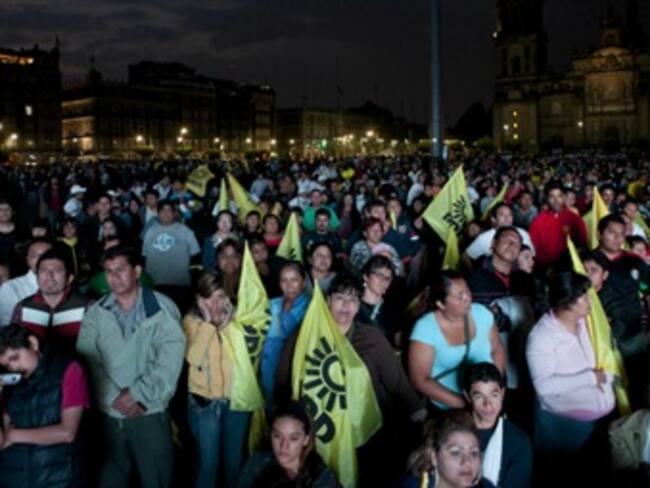 Apoyan a AMLO desde el Zócalo