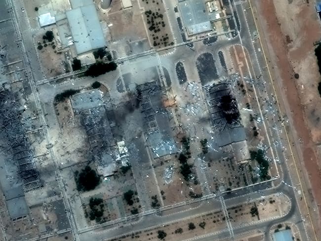 EU e Irán tratan de demostrar quién tiene las armas necesarias para tener el control en el mundo: Carlos Martínez Assad