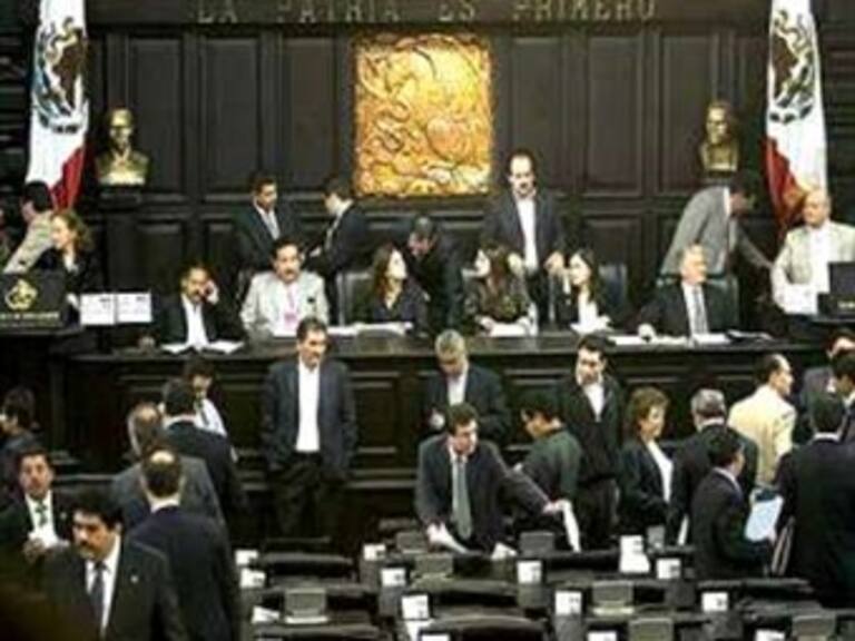 Se reúne Chávez con senadores; reconoce errores en investigaciones de feminicidios