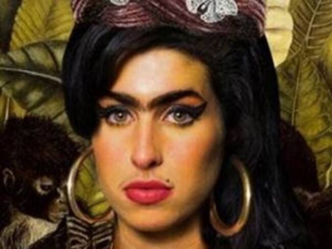 Sobreponen rostro de Amy Winehouse en pintura de Frida Kahlo