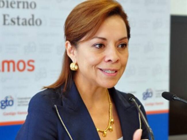 Se pronuncia Vázquez Mota por regular deuda de estados