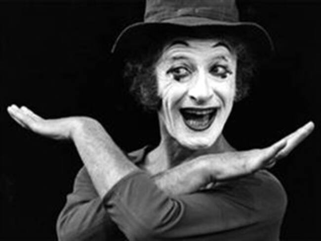 Marcel Marceau es una de 'Las voces que cambiaron al mundo'