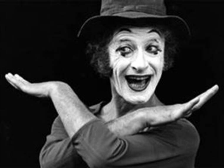 Marcel Marceau es una de 'Las voces que cambiaron al mundo'