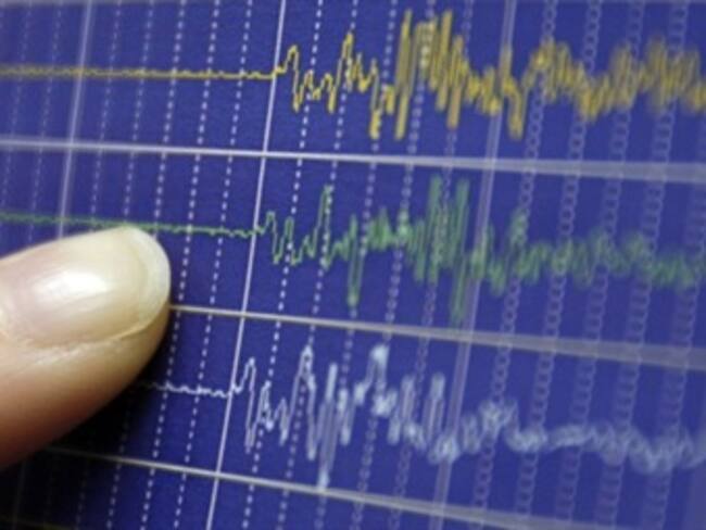 Nuevo terremoto de 7.4 grados sacude norte de Japón