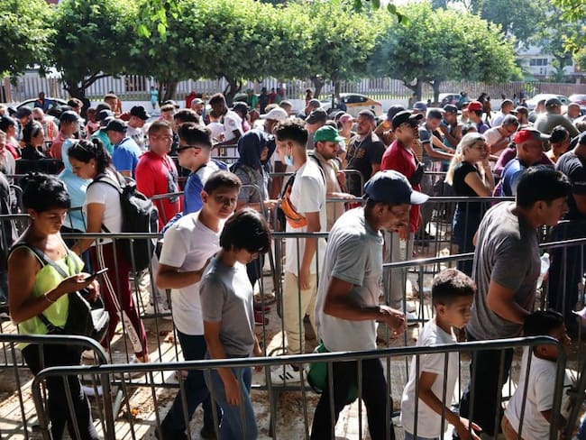 60% de los mexicanos admira a los migrantes: Oxfam
