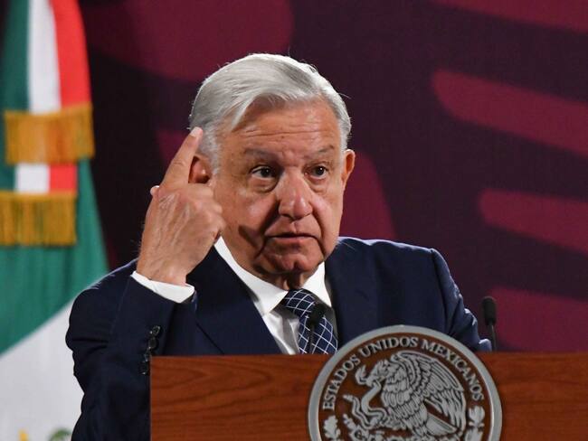 Minimiza AMLO enfrentamientos de cárteles en Sinaloa