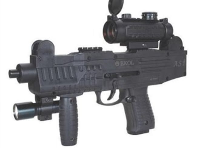 Darán fusiles 'bíblicos' a soldados británicos en Afganistán