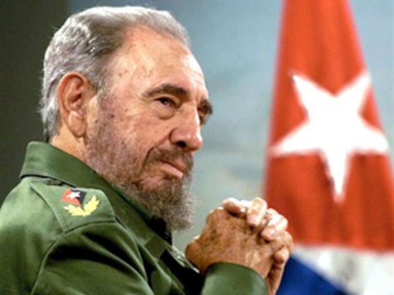 Fidel Castro presentó &#039;La victoria estratégica&#039;, sus memorias