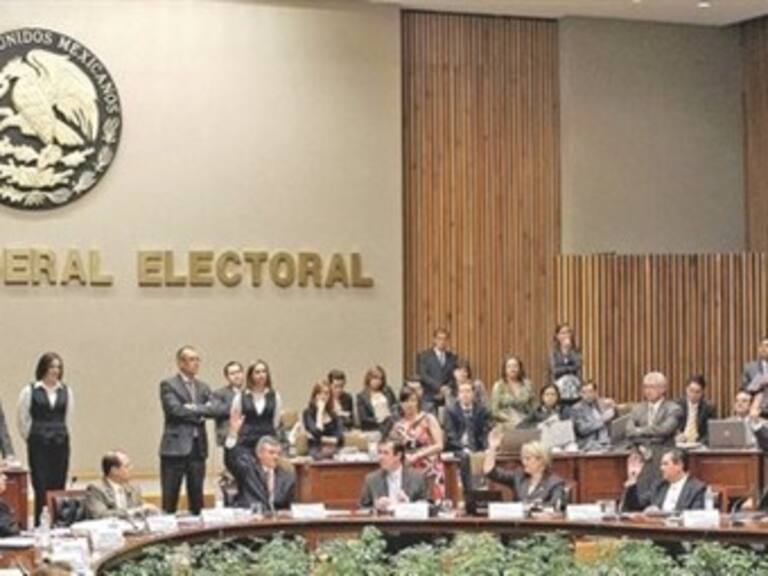 Responde IFE a rector de Universidad Michoacana
