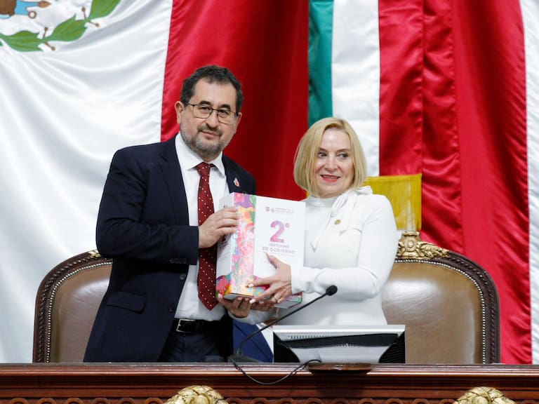 César Cravioto entrega Segundo Informe de Clara Brugada ante el Congreso de la CDMX