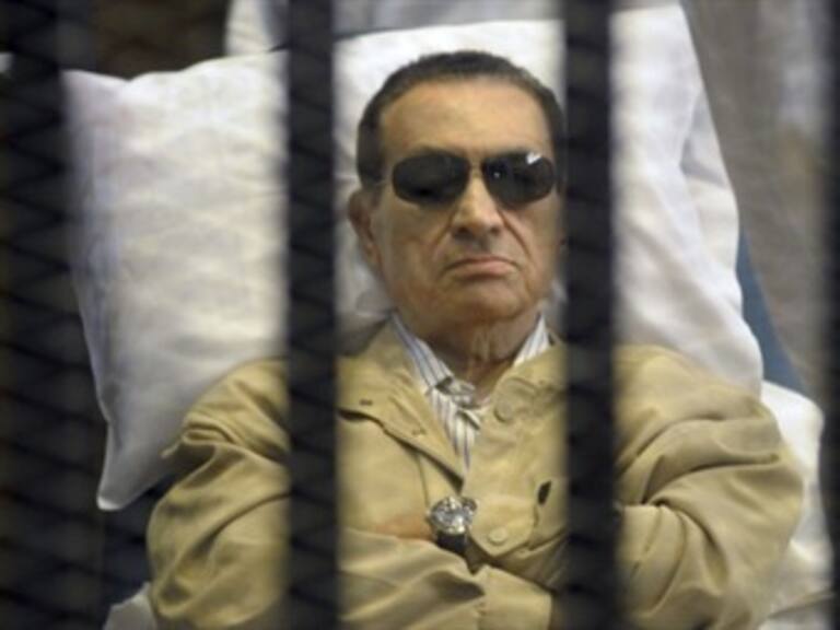Mubarak en estado de coma, cruciales próximas 72 horas: médicos