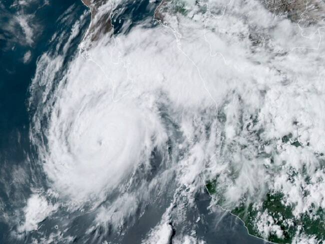 Grace pegará en costas de Veracruz como huracán categoría 2: SMN