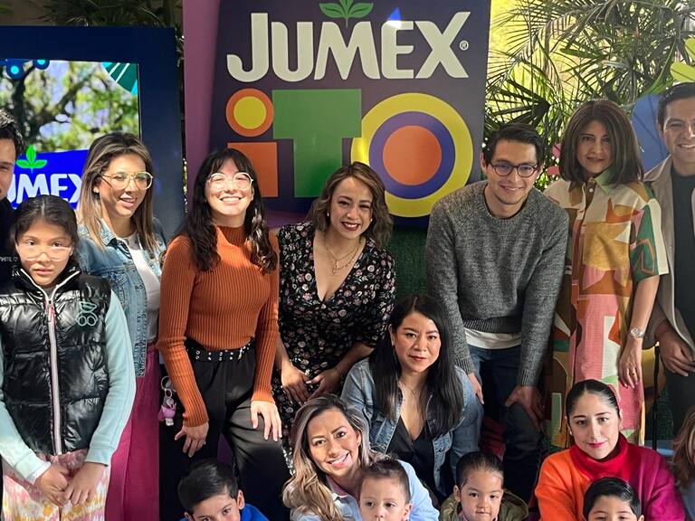 Jumexito” bebida 100% de fruta y confiable tanto para los niños.