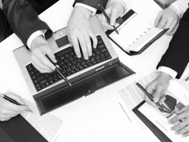 Bimbo concretó una oferta de bonos en los mercados internacionales.'Momento Corporativo' con Roberto Aguilar