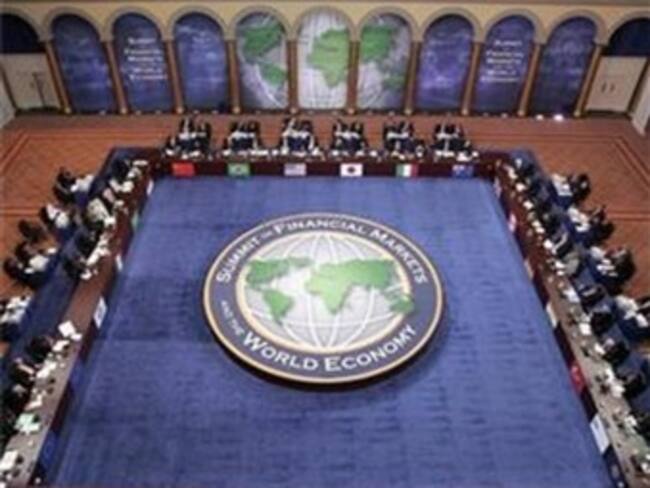 Exige Calderón al G-20 actuar para evitar ‘contagio’ de Grecia