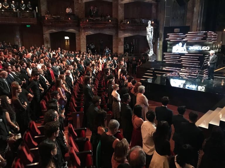 Los premios “Ariel” cumplen 60 años y piden justicia por los estudiantes de cine asesinados
