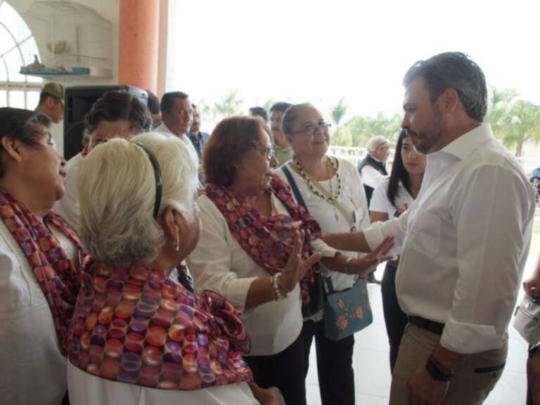 Oswaldo Bañales promete reforzar la seguridad en Tonalá