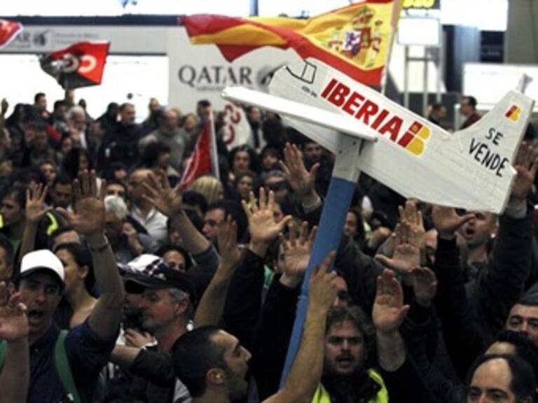 Mantendrán sindicatos de Iberia huelga al fracasar intento de acuerdo