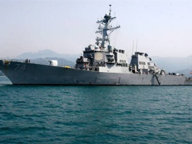 Buques de guerra de EU se ubican a 80 kilómetros de Libia