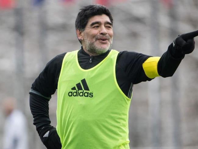Diego Maradona vuelve a México, ahora como D.T