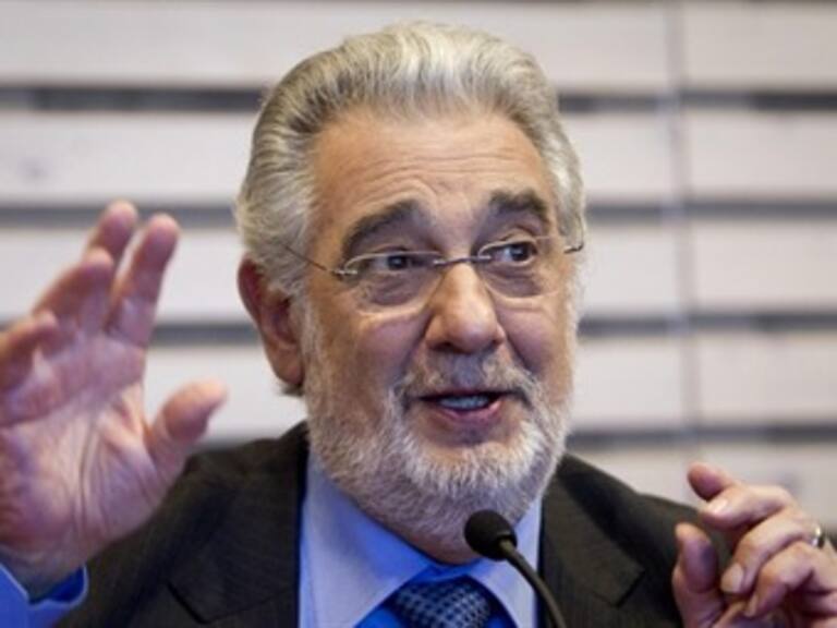 Blatter pide a Plácido Domingo integrar comité de la FIFA