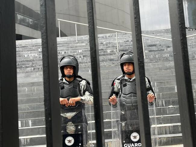 Nuevo Poder Judicial: Guardia Nacional resguarda toma de protesta de ministros, magistrados y jueces en el Senado; encierran a la prensa