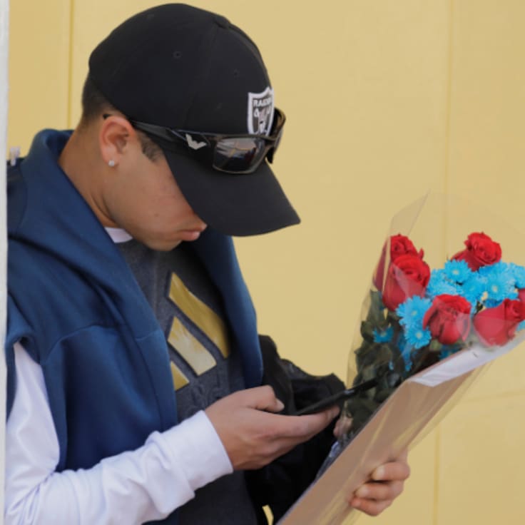 Estafas del 14 de febrero: Así puedes evitar fraudes en envío de flores, compras y regalos en línea