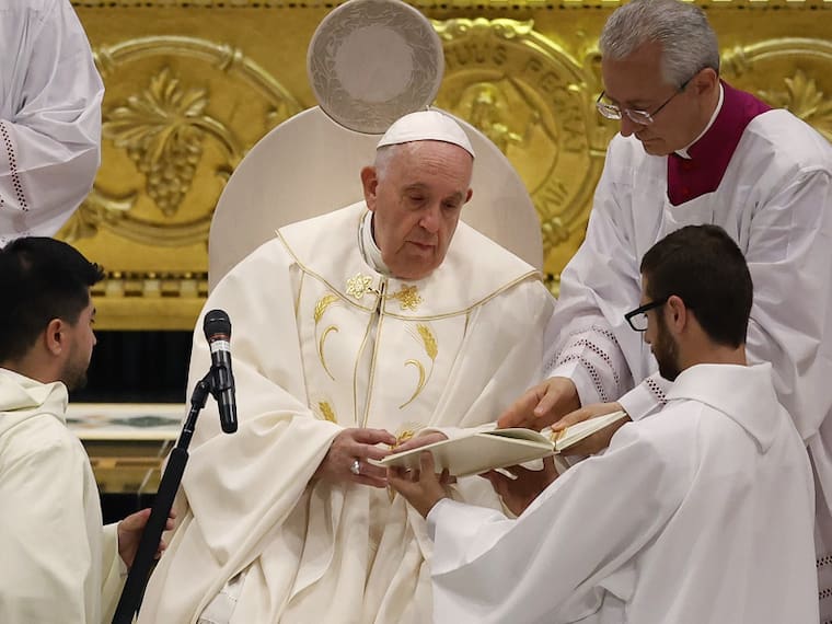 ¿Qué está pasando con el Papa Francisco, su renuncia y el Opus Dei?