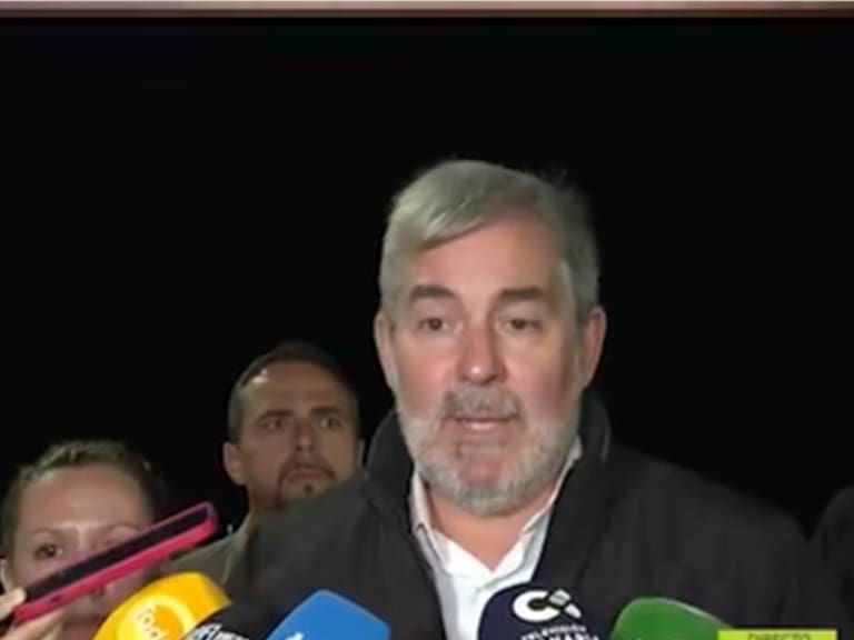 El presidente de Canaria, Fernando Clavijo exigió a las autoridades sanitarias informes científicos que garanticen seguridad al millón de habitantes que representa.