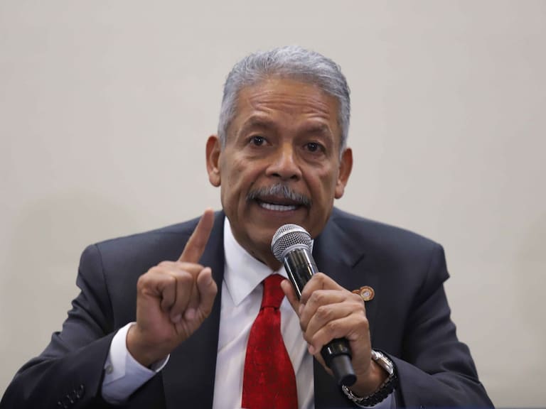 Tereso Medina rindió protesta como nuevo secretario general de la Confederación de Trabajadores de México en el marco de su 17º Congreso Nacional Ordinario