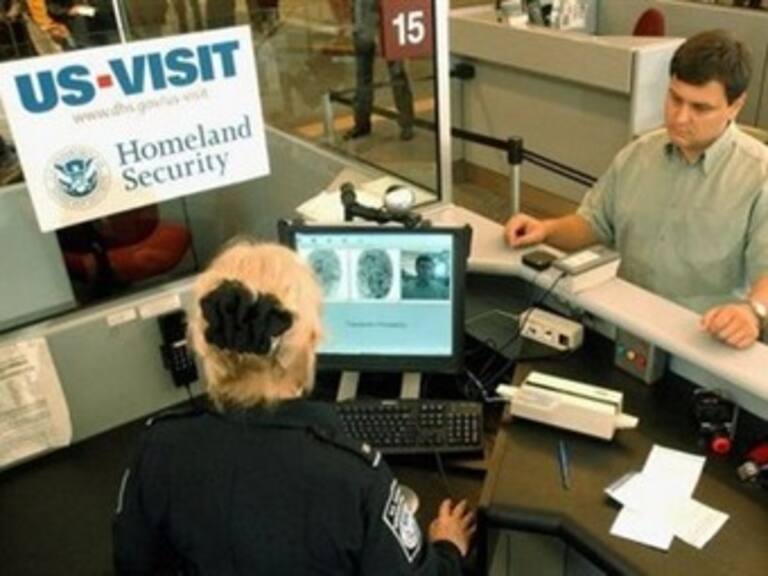 Demandan a EU por lotería de migración