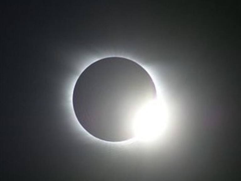 Asia se prepara para el eclipse total más largo del siglo XXI