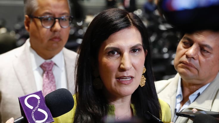 Es inconstitucional el fallo de la Corte que permite a la UIF congelar cuentas: Kenia López Rabadán