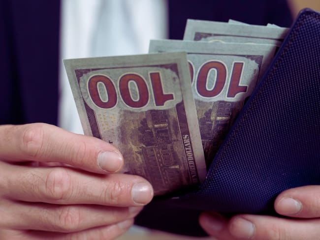 Nuevo impuesto para migrantes: ¿Cuánto pagarán cubanos, venezolanos y nicaragüenses para entrar a Estados Unidos?