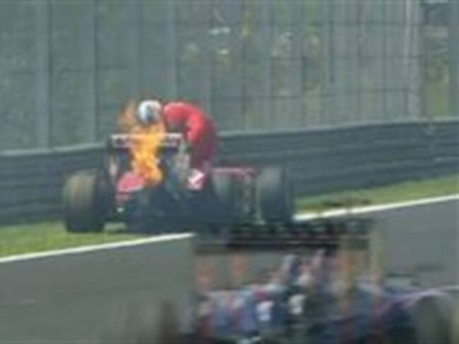 Gana Nico Rosberg y Ferrari de Fernando Alonso se quema