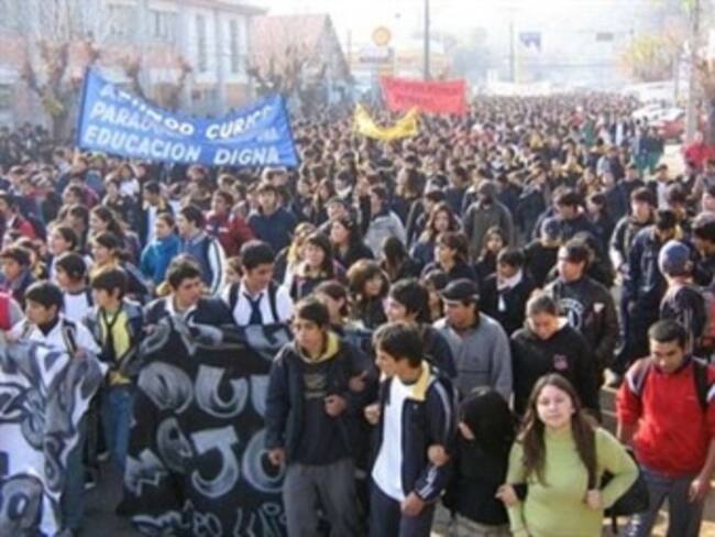 Chile: nuevo ministro dice es posible acuerdo con estudiantes