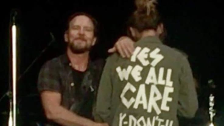 Esposa del vocalista de Pearl Jam responde a Melania Trump
