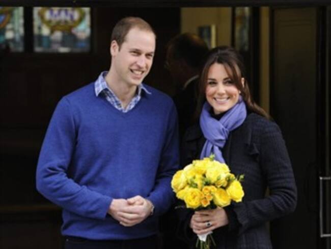 Piden disculpa locutores por broma sobre realeza a enfermera