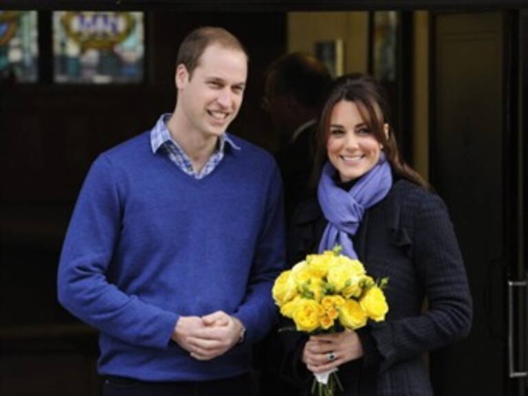 Piden disculpa locutores por broma sobre realeza a enfermera