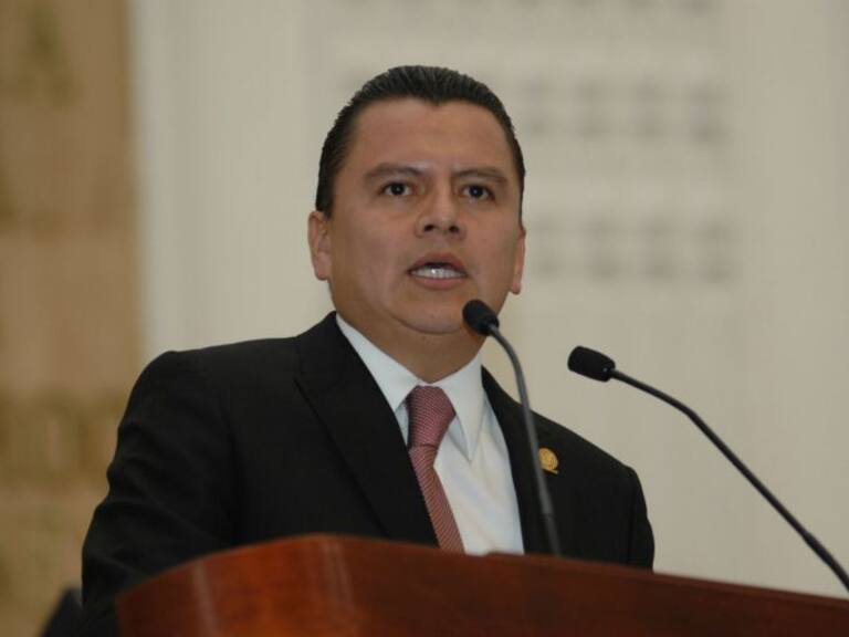 Se retira Manuel Granados de la dirigencia del PRD