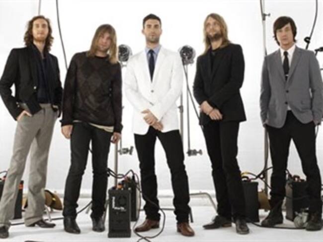 Enloquece Maroon 5 a más de 18 mil seguidores capitalinos
