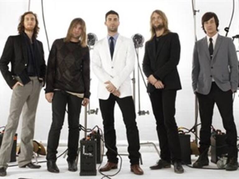 Enloquece Maroon 5 a más de 18 mil seguidores capitalinos