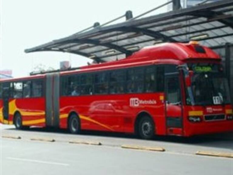 Metrobús debe concebirse ‘como una red’: especialista