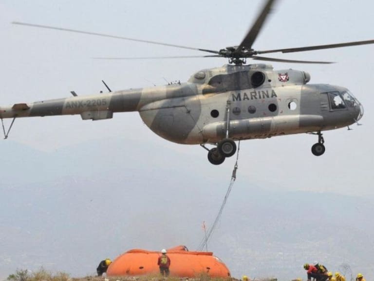 Se desploma helicóptero de la Marina en SLP
