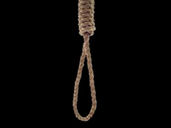 Se suicida niña de 13 años en Puebla