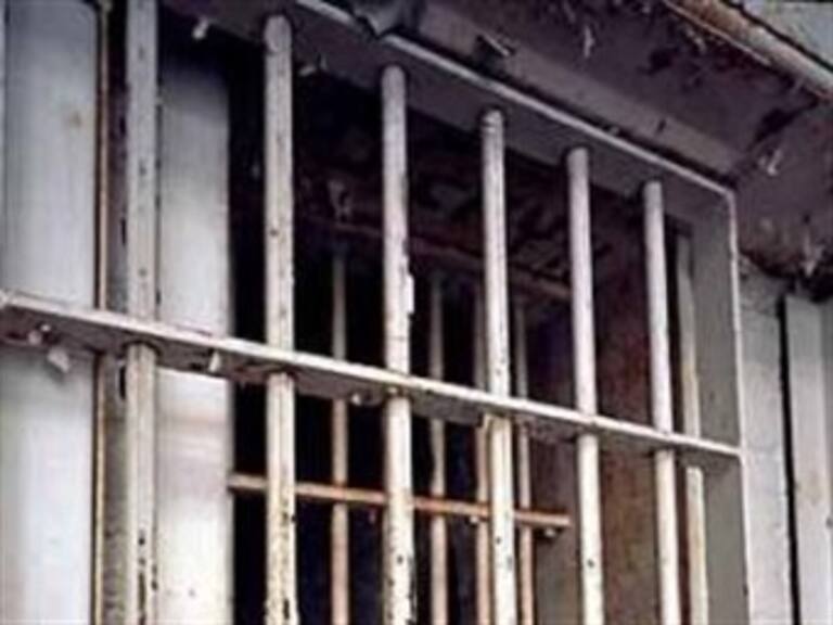 Liberarán en EUA a hispano tras pasar injustamente 20 años en prisión