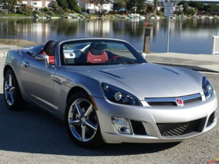 Considera Renault adquirir marca Saturn de GM