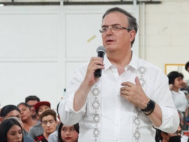 Va Marcelo Ebrard por peces gordos que violan la ley