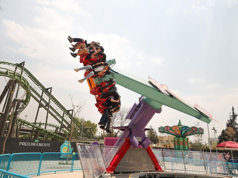 Con siete meses de retraso, inauguran Parque Aztlán